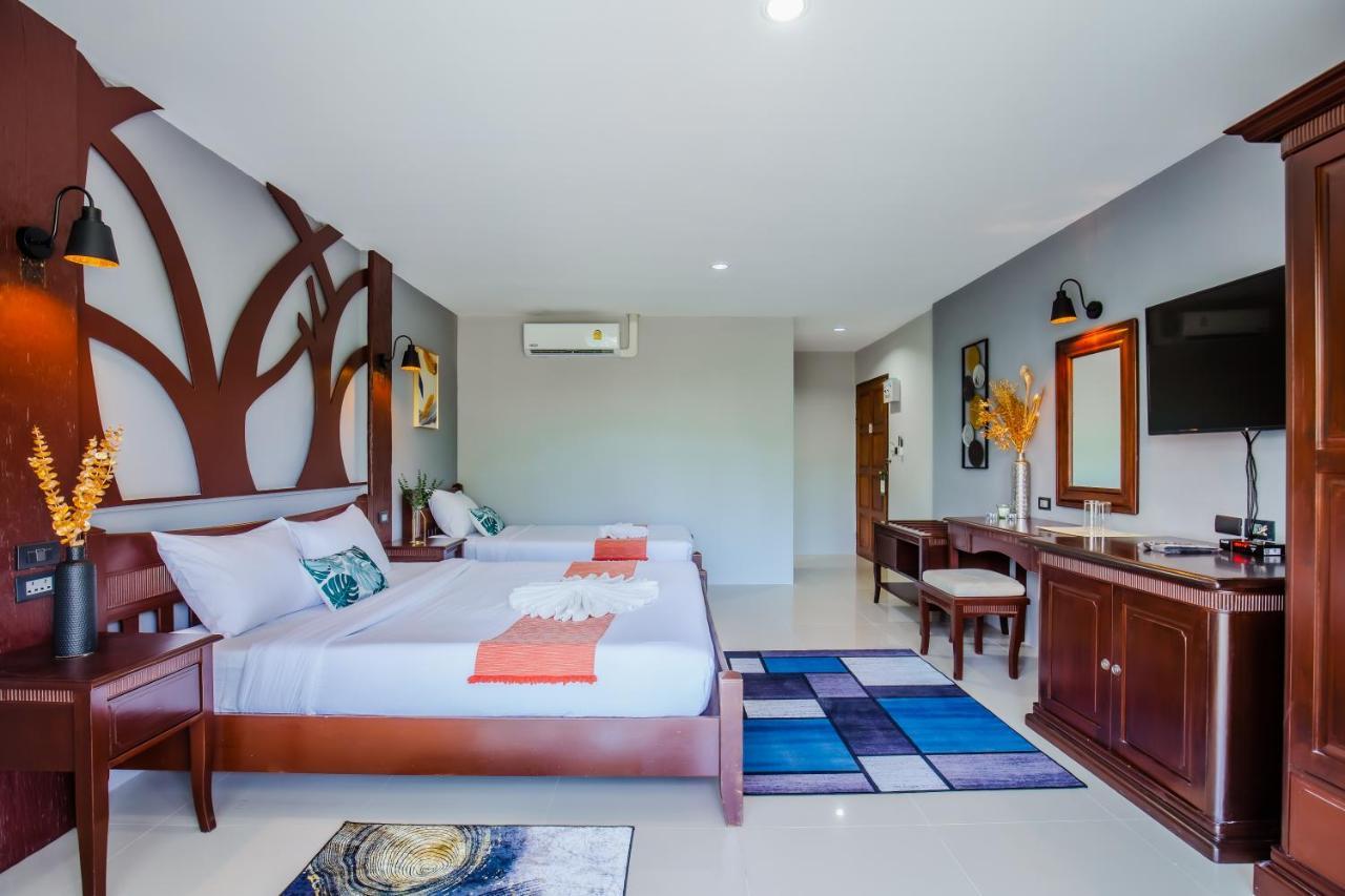 Time Out Hotel Patong Zewnętrze zdjęcie