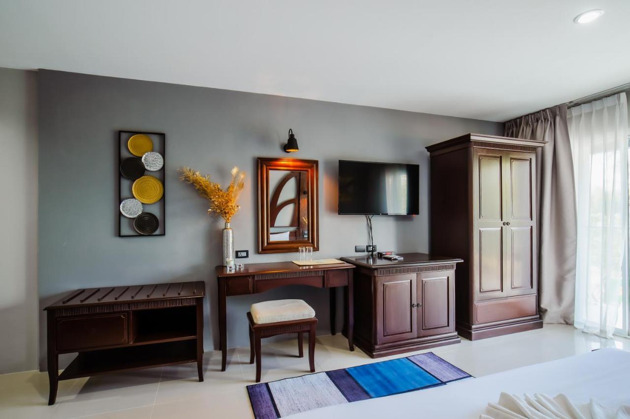 Time Out Hotel Patong Zewnętrze zdjęcie
