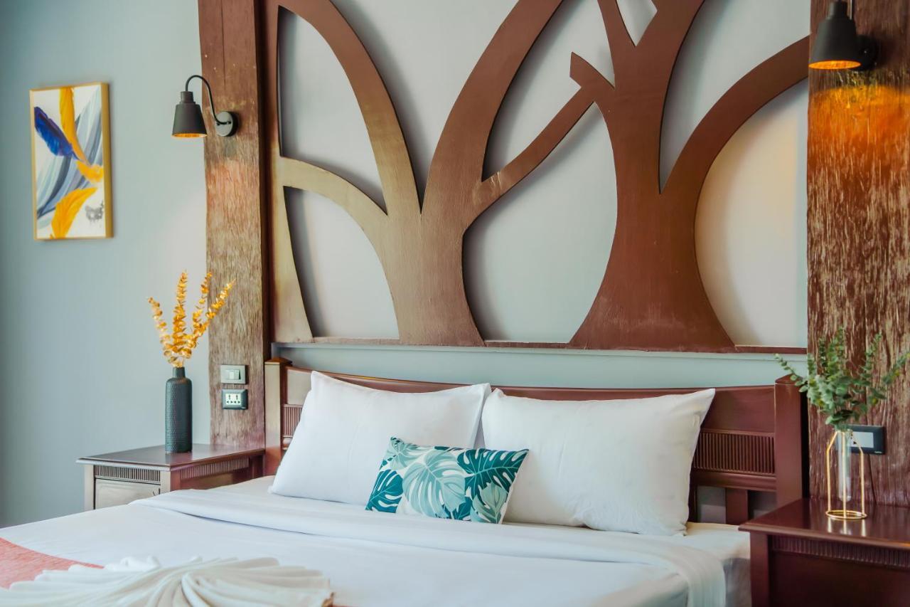 Time Out Hotel Patong Zewnętrze zdjęcie