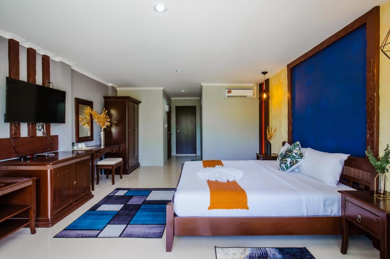 Time Out Hotel Patong Zewnętrze zdjęcie