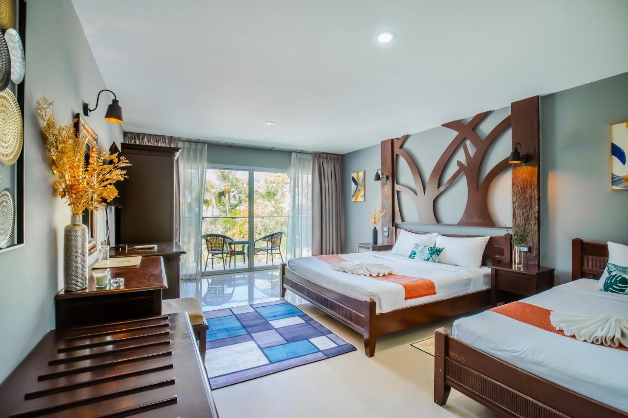 Time Out Hotel Patong Zewnętrze zdjęcie