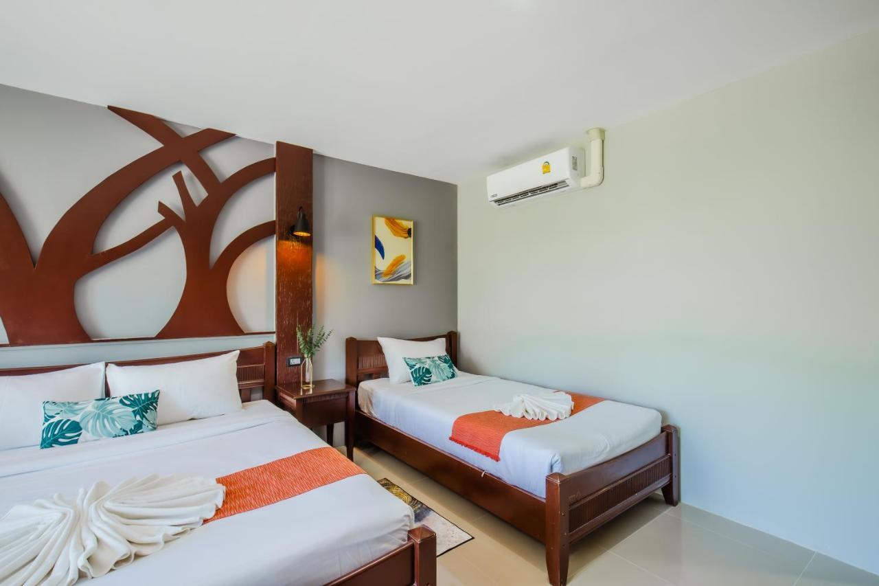 Time Out Hotel Patong Zewnętrze zdjęcie